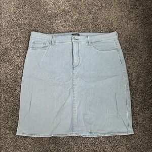 NYDJ Light Blue Striped Pencil Skirt